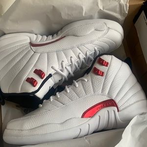 Jordan 12 (Twist)